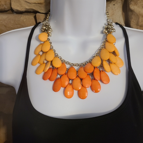 Jewelry - Teardrop Two Tone Orange Statement Necklace